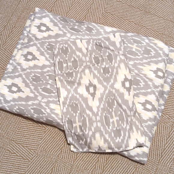 RH Teen Ikat Gray and Cream Duvet Cover w/subtle yellow highlights - Picture 1 of 11